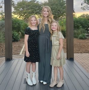 Meet your Posher, Robin